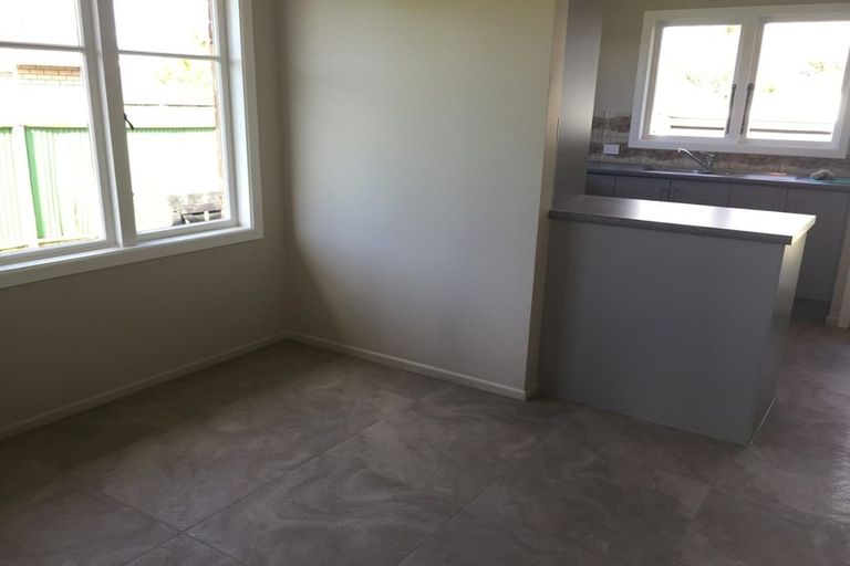 Photo of property in 45 Waipani Road, Te Atatu Peninsula, Auckland, 0610