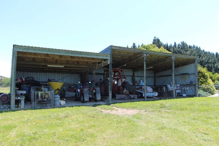 Photo of property in 587 Pleasant Point Highway, Levels, Timaru, 7975