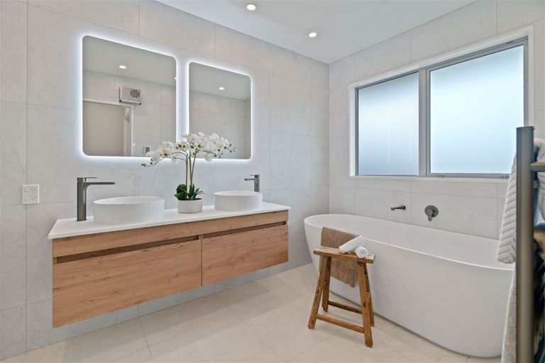 Photo of property in 5 Coopworth Mews, West Melton, 7618