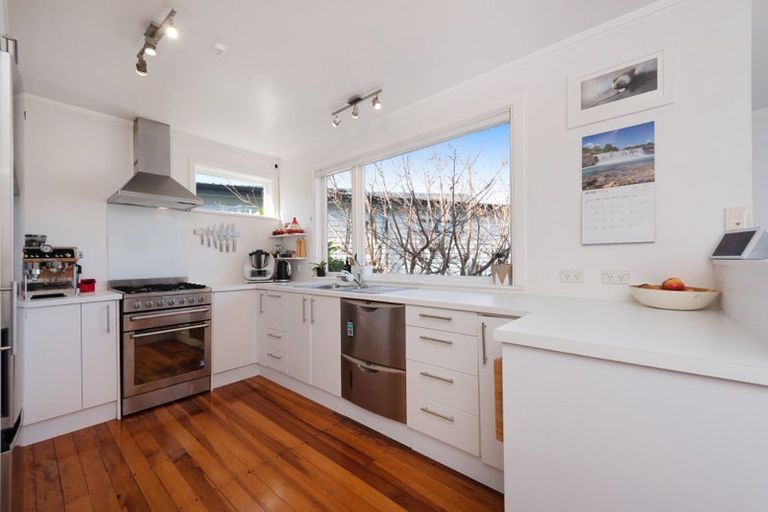 Photo of property in 34 Punjab Street, Khandallah, Wellington, 6035