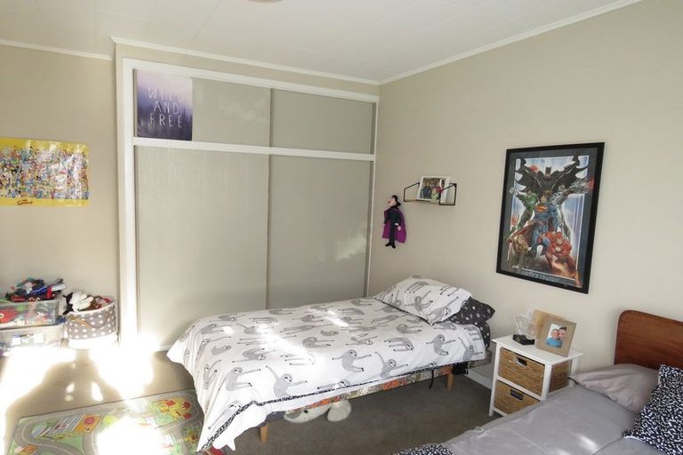 Photo of property in 13 Murphy Street, Strathern, Invercargill, 9812