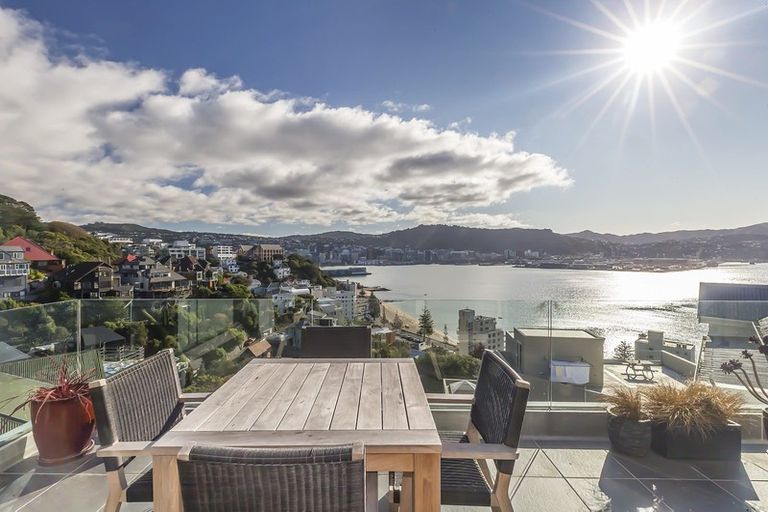 Photo of property in Alto Apartments, 4a/22 Telford Terrace, Oriental Bay, Wellington, 6011