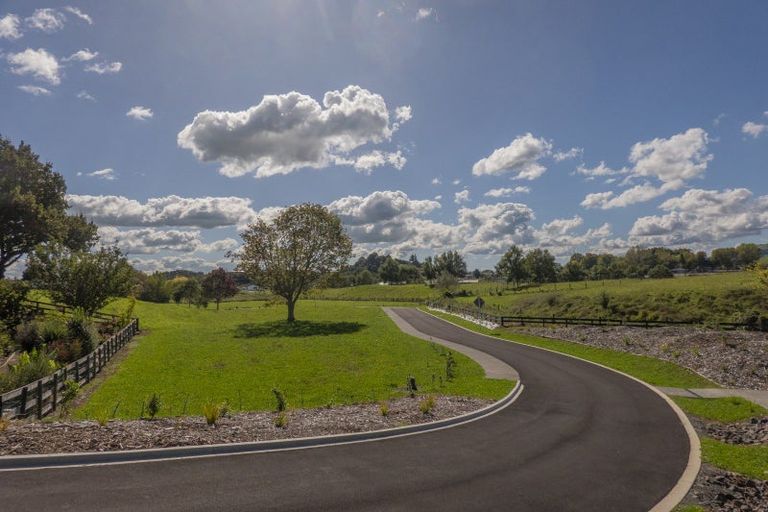 Photo of property in 1 Double Oaks Drive, Paeroa, 3600