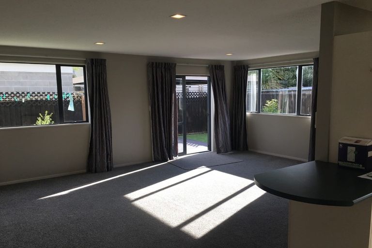 Photo of property in 6/42 Champion Street, Edgeware, Christchurch, 8013