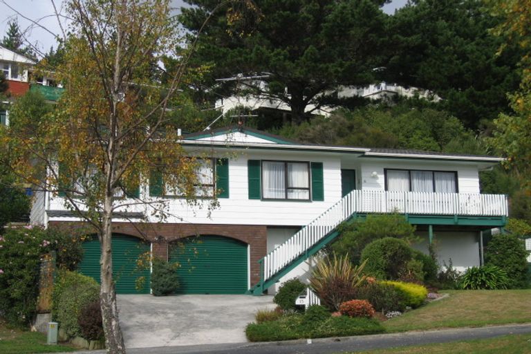 Photo of property in 15 Penny Lane, Silverstream, Upper Hutt, 5019