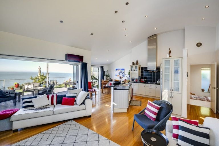 Photo of property in 130a Priestley Terrace, Bluff Hill, Napier, 4110