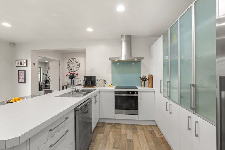 Photo of property in 110 Newton Road, Raglan, Te Mata, 3894