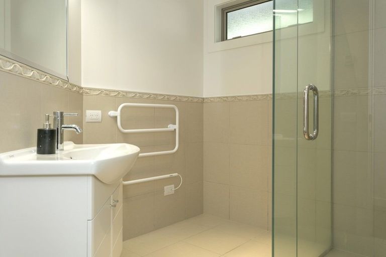 Photo of property in 1/13 Scenic Heights, Acacia Bay, Taupo, 3330