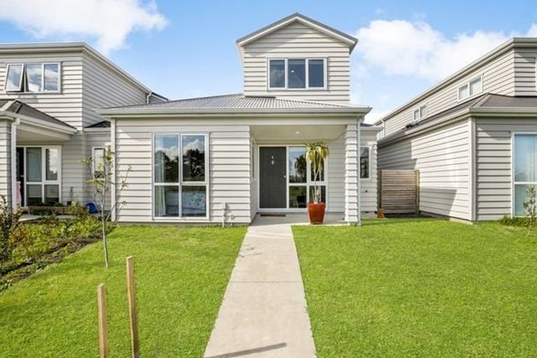 Photo of property in 33 Leaver Place, Weymouth, Auckland, 2103