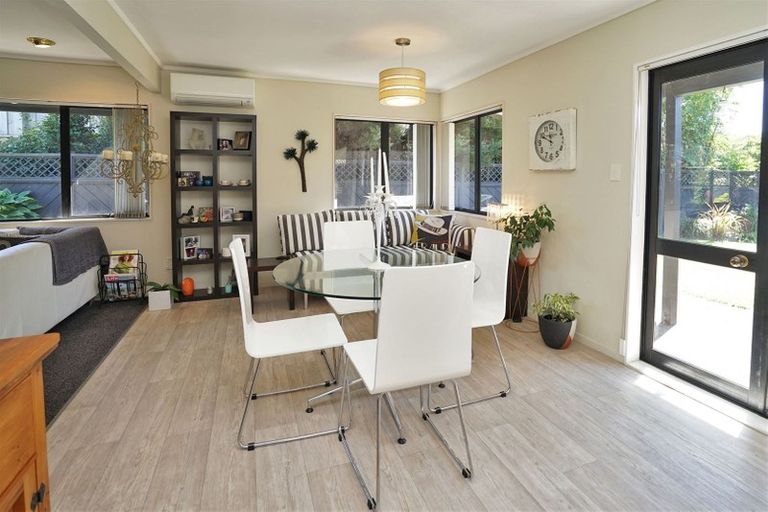 Photo of property in 32b Ashley Street, St Andrews, Hamilton, 3200