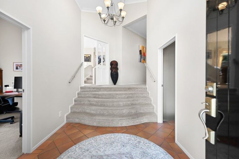 Photo of property in 18 Munro Place, Flagstaff, Hamilton, 3210