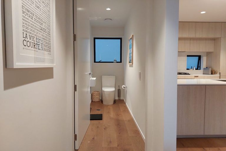 Photo of property in 29 Erica Pabst Way, Island Bay, Wellington, 6023