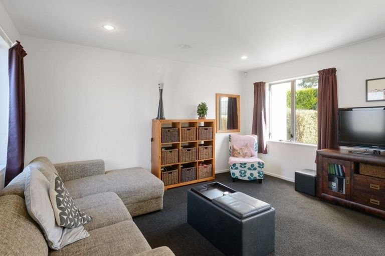 Photo of property in 3/9 Domett Street, Waltham, Christchurch, 8023