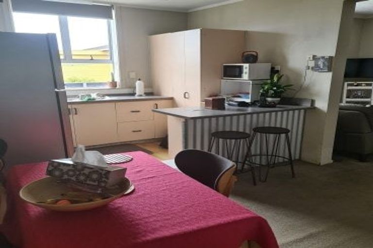 Photo of property in 136 Russell Street, Westport, 7825