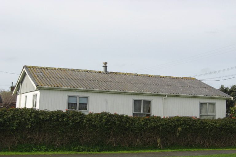 Photo of property in 42 Seymour Street, Waitara, 4320