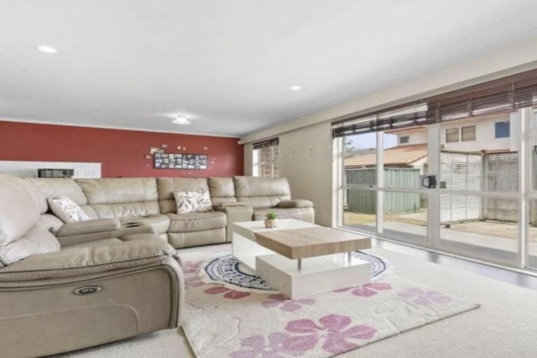 Photo of property in 4 Lime Crescent, Papakura, 2110