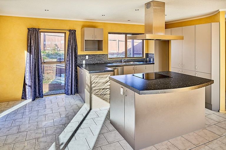 Photo of property in 11a Woodridge Drive, Woodridge, Wellington, 6037