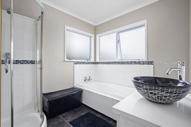 Photo of property in 26 Totara Avenue, Pukekohe, 2120