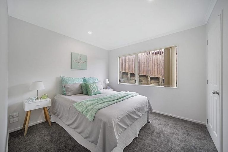 Photo of property in 39 Jadewynn Drive, Massey, Auckland, 0614