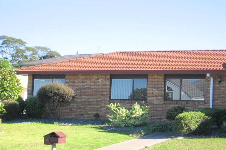 Photo of property in 11 Bannings Way, Hobsonville, Auckland, 0618