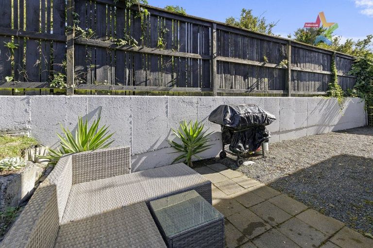 Photo of property in 187a Major Drive, Kelson, Lower Hutt, 5010