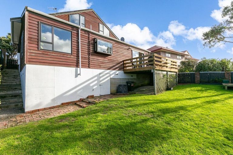 Photo of property in 10 Peter Button Place, Johnsonville, Wellington, 6037