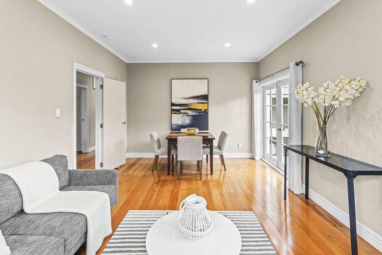 Photo of property in 207 Elgin Road, Balaclava, Dunedin, 9011