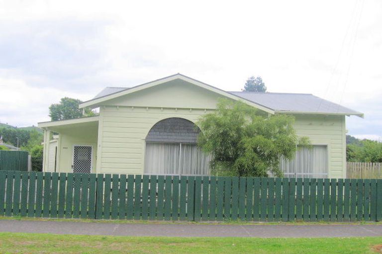 Photo of property in 9 Taupo Road, Taumarunui, 3920