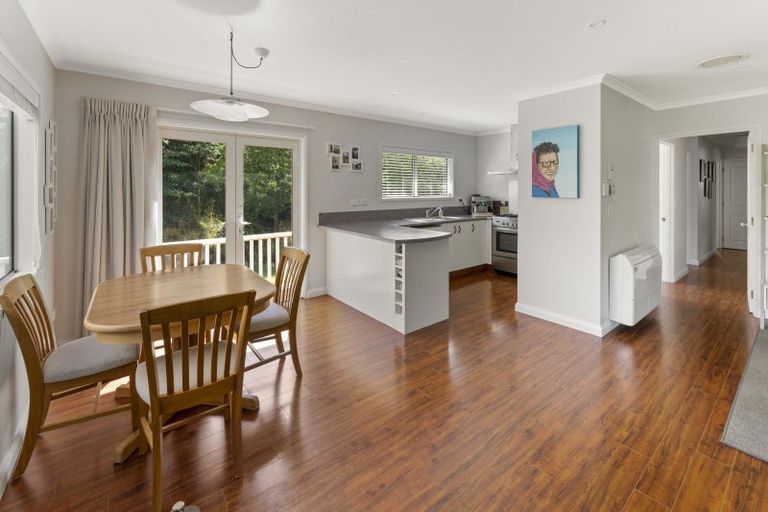 Photo of property in 25 Totara View Road, Wakefield, 7095