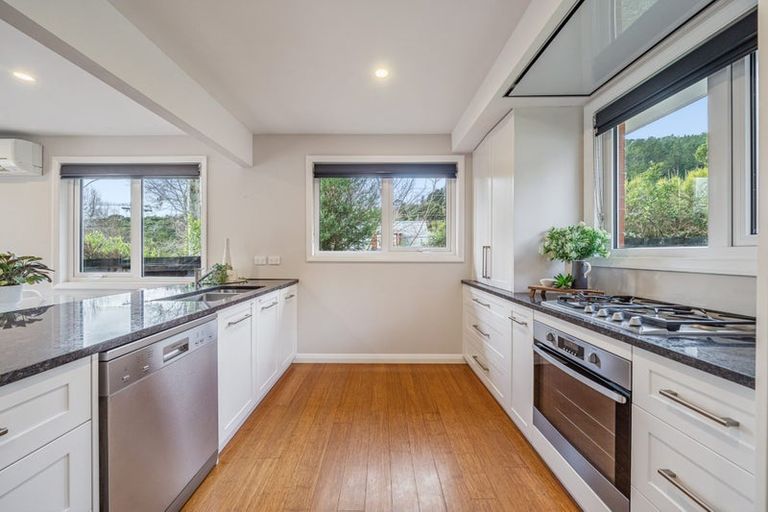 Photo of property in 12 Forest Road, Pinehaven, Upper Hutt, 5019
