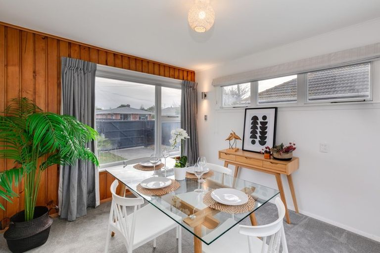 Photo of property in 10 Torquay Place, Bryndwr, Christchurch, 8053