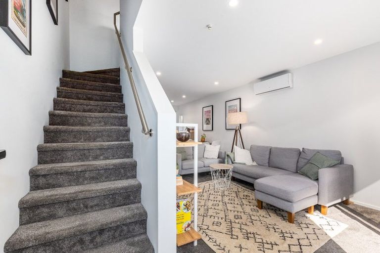 Photo of property in 6/5 Macky Street, Taita, Lower Hutt, 5011