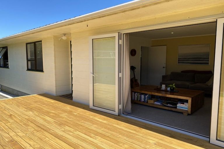 Photo of property in 12a Sharda Grove, Paraparaumu Beach, Paraparaumu, 5032