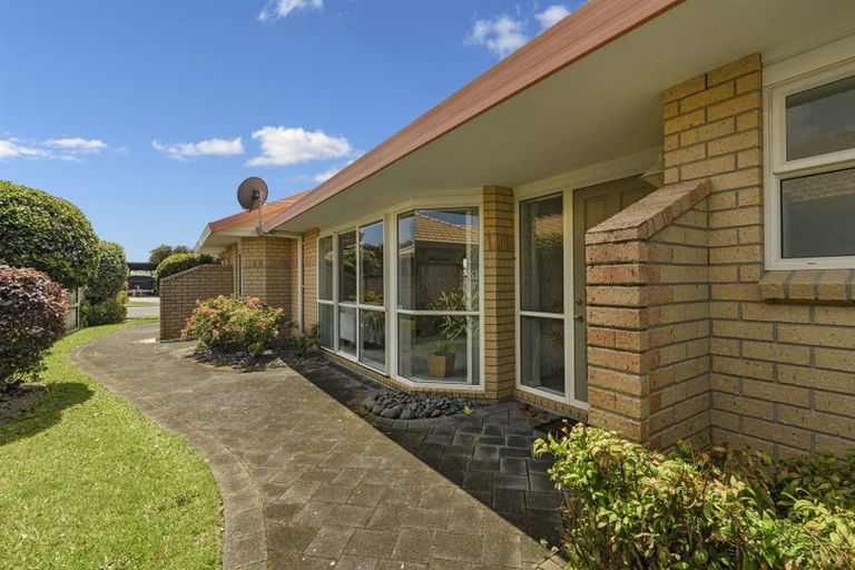 Photo of property in 15 Lilac Place, Otumoetai, Tauranga, 3110