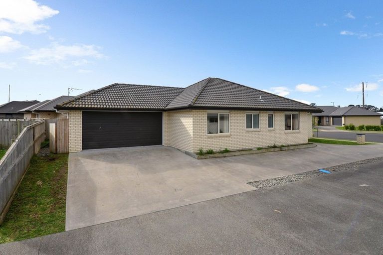 Photo of property in 6 Oolong Court, Huntington, Hamilton, 3210
