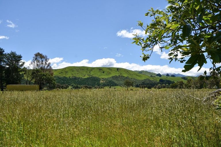 Photo of property in 783 Chester Road, West Taratahi, Carterton, 5791