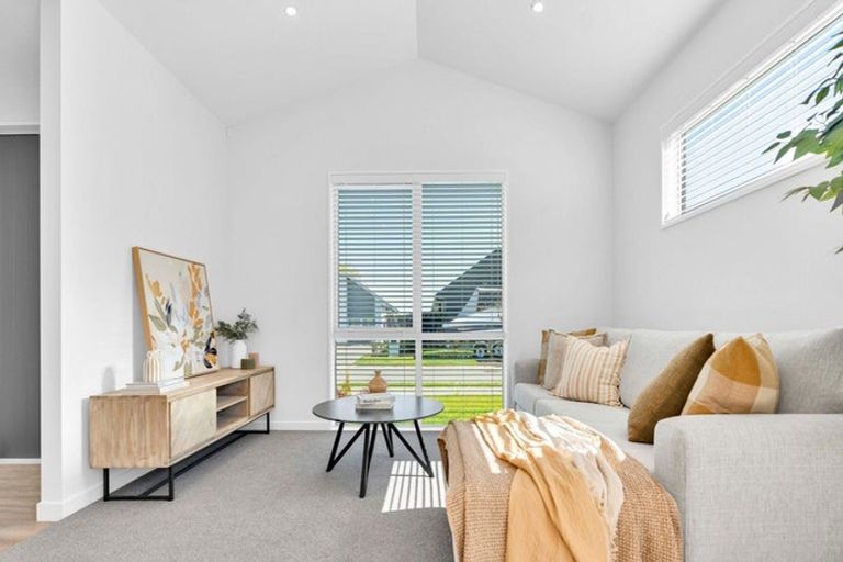 Photo of property in 6 Waianiwa Place, Burwood, Christchurch, 8083