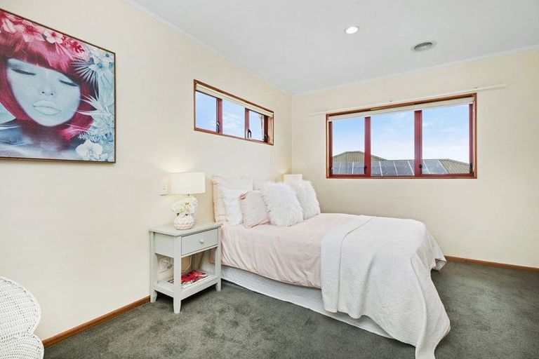 Photo of property in 58 Cypress Drive, Maungaraki, Lower Hutt, 5010