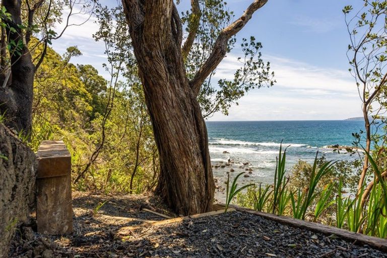 Photo of property in 57 Grand View Road, Leigh, 0985