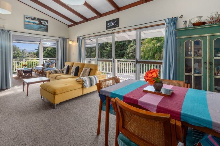 Photo of property in 65 Main Road, Kauri, Kamo, 0185