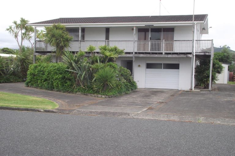 Photo of property in 14 Snell Crescent, Waihi Beach, 3611