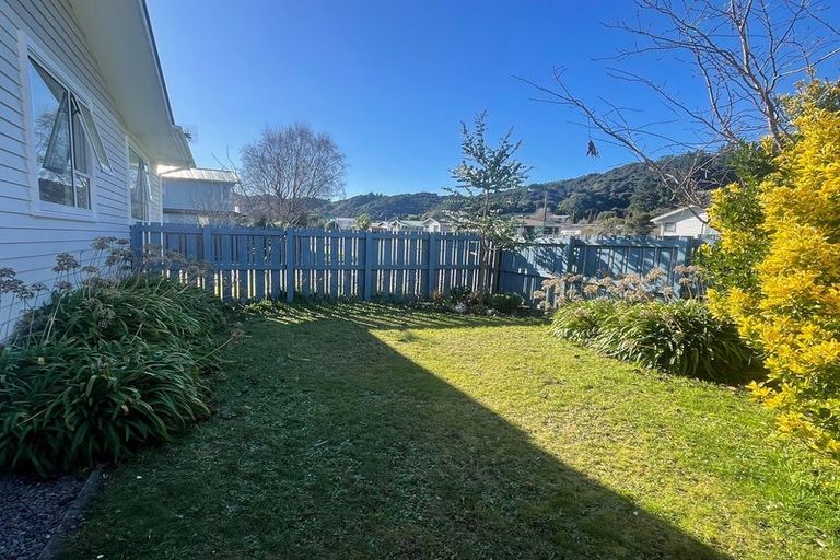 Photo of property in 1 Momona Street, Wainuiomata, Lower Hutt, 5014