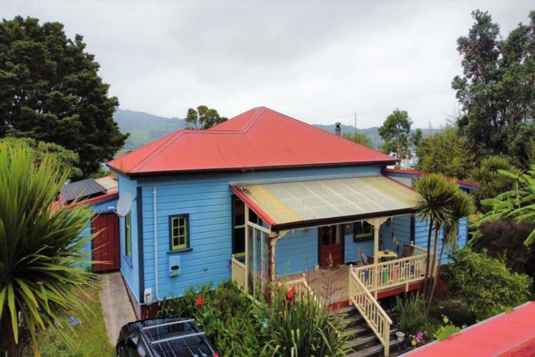 Photo of property in 4 Church Street, Kohukohu, 0491