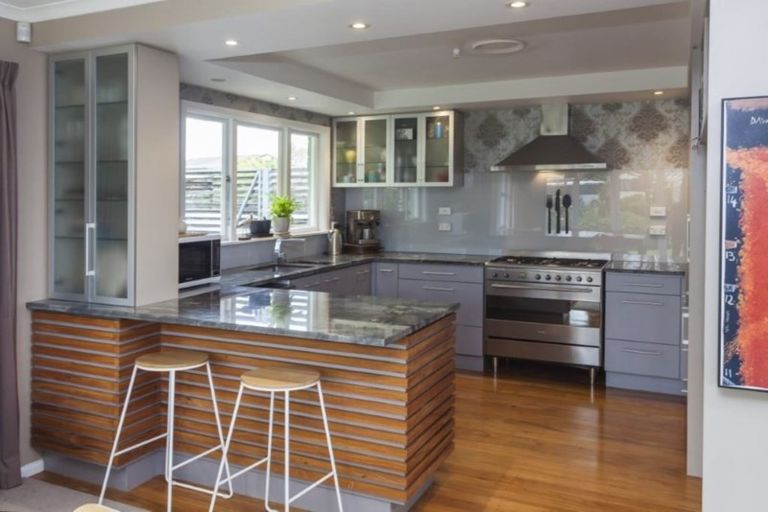 Photo of property in 9 Bullock Place, Ilam, Christchurch, 8041