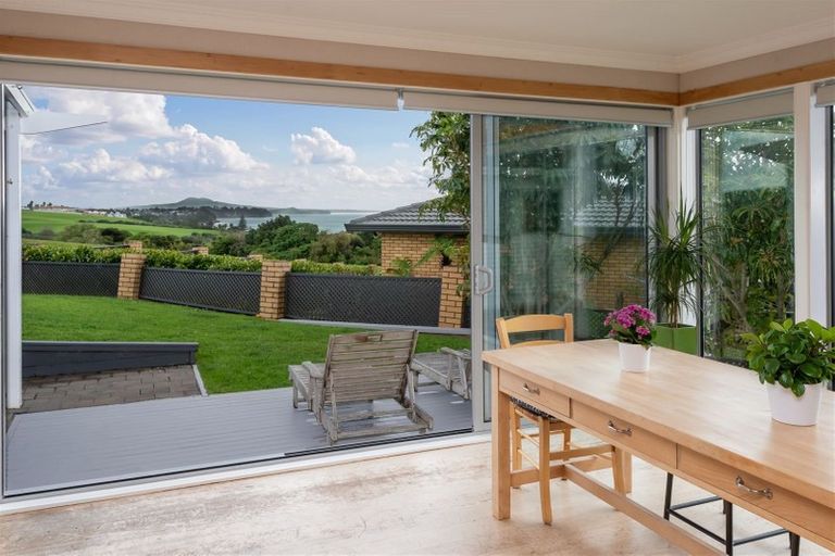 Photo of property in 36 Charles Dickens Drive, Mellons Bay, Auckland, 2014