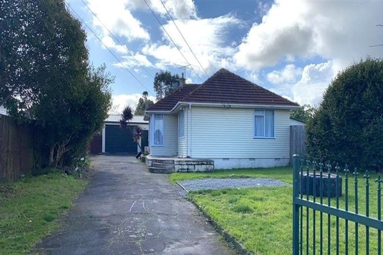 Photo of property in 70 Mcannalley Street, Manurewa East, Auckland, 2102