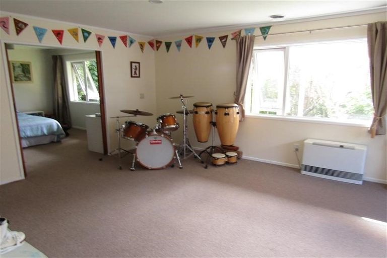 Photo of property in 16 Downing Street, Crofton Downs, Wellington, 6035