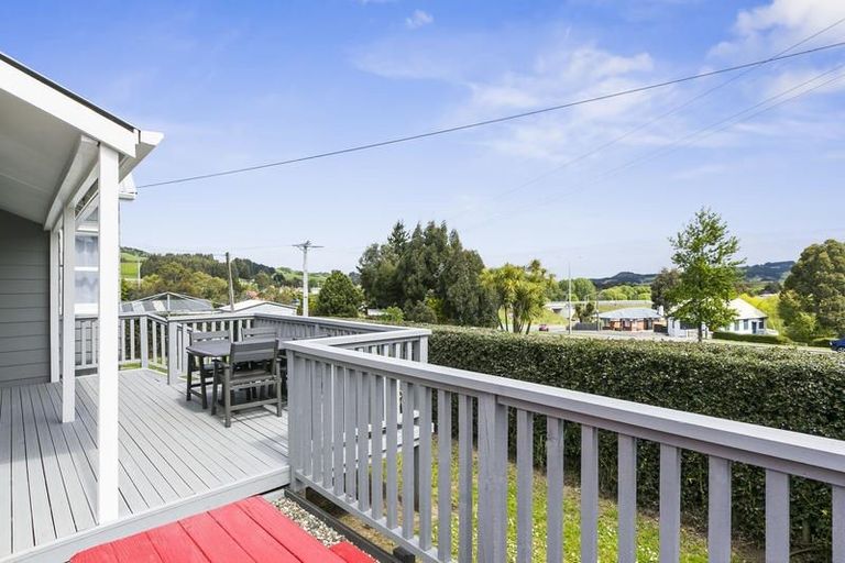 Photo of property in 21 Abbotsford Road, Green Island, Dunedin, 9018