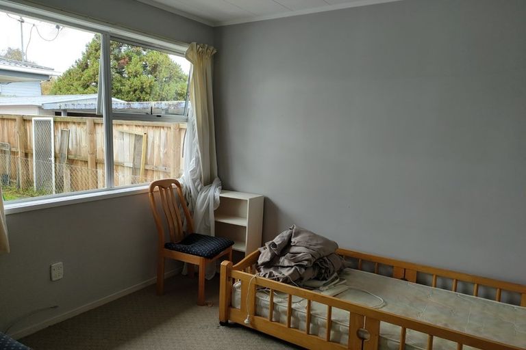 Photo of property in 156 Sunnynook Road, Sunnynook, Auckland, 0620
