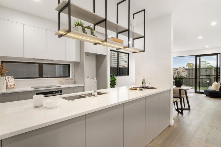 Photo of property in 20 Yellow Pear Lane, Karaka, 2578